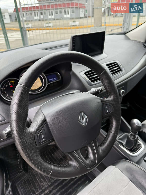 Універсал Renault Megane 2010 в Києві фото 20 Універсал Renault Megane 2010 в Києві