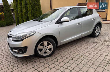 Хэтчбек Renault Megane 2014 в 
