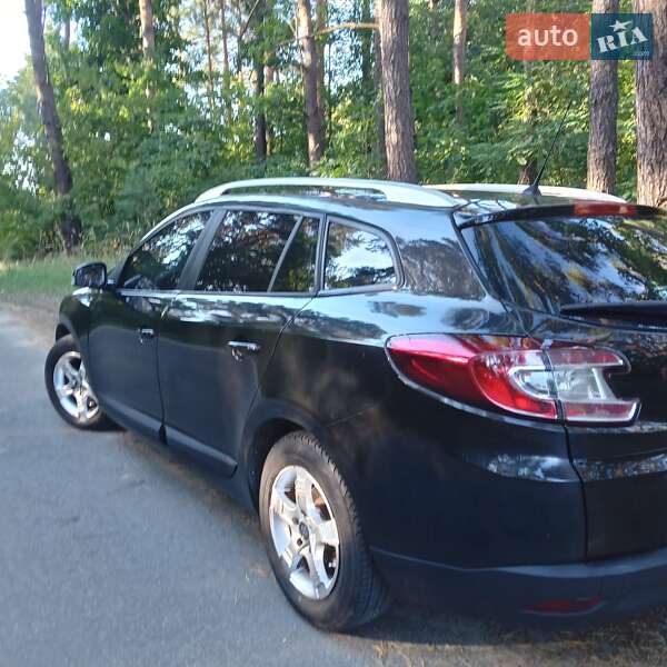 Универсал Renault Megane 2009 в Белогородке