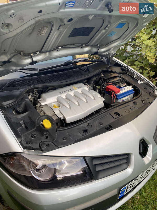 Універсал Renault Megane 2005 в Львові фото 15 Універсал Renault Megane 2005 в Львові
