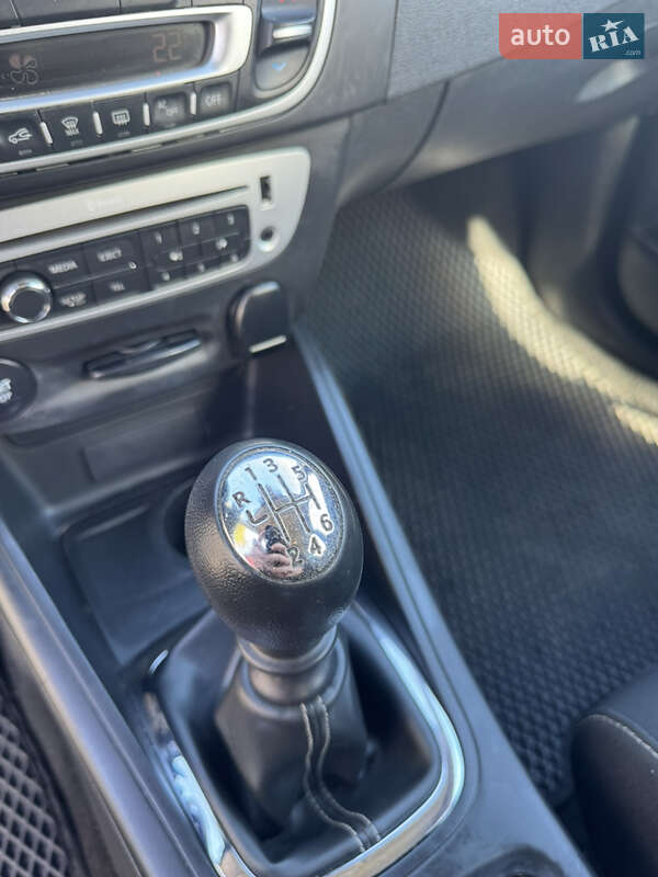 Универсал Renault Megane 2014 в Киеве
