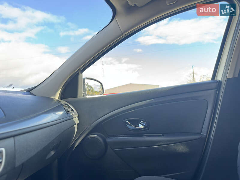 Универсал Renault Megane 2014 в Киеве