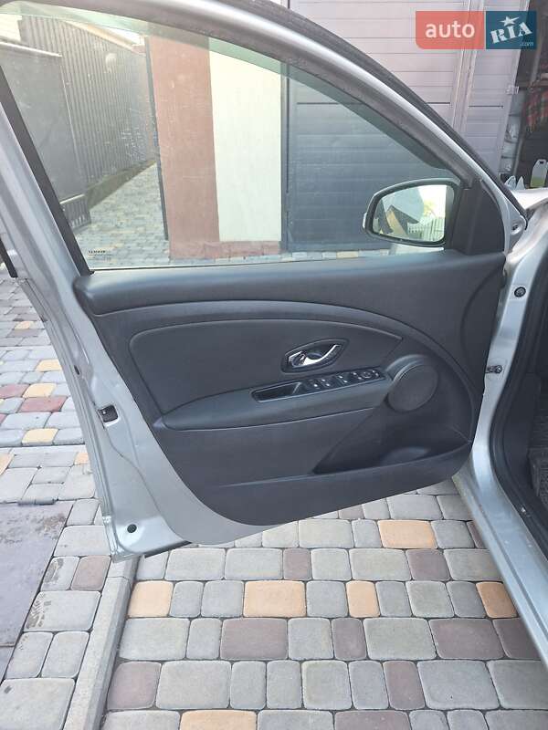 Универсал Renault Megane 2014 в Гайсине