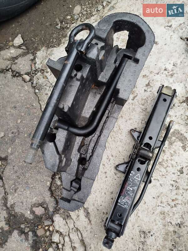 Універсал Renault Megane 2005 в Стебнику фото 50 Універсал Renault Megane 2005 в Стебнику