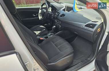 Хэтчбек Renault Megane 2013 в 