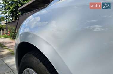 Хэтчбек Renault Megane 2013 в 