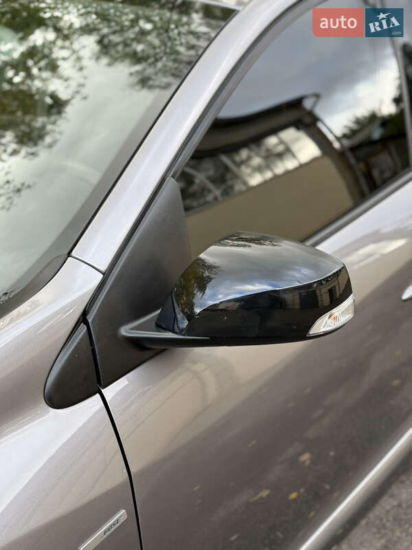 Универсал Renault Megane 2012 в Чернигове