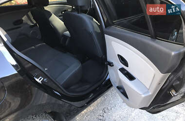 Хэтчбек Renault Megane 2012 в 