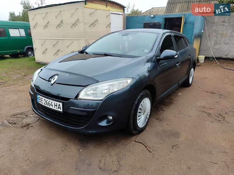 Универсал Renault Megane 2010 в 