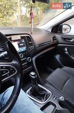 Универсал Renault Megane 2016 в 
