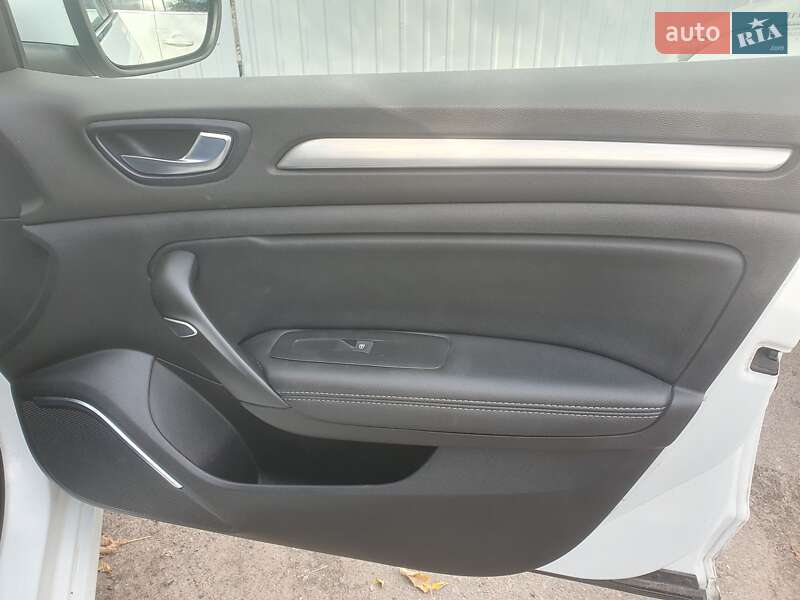 Универсал Renault Megane 2017 в Кременчуге фото 19 Универсал Renault Megane 2017 в Кременчуге