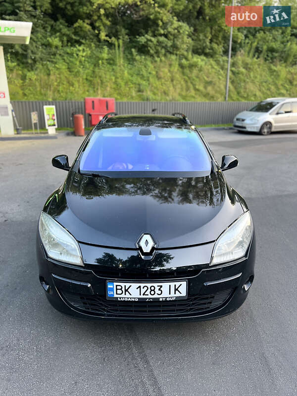 Універсал Renault Megane 2012 в Рівному фото 12 Універсал Renault Megane 2012 в Рівному