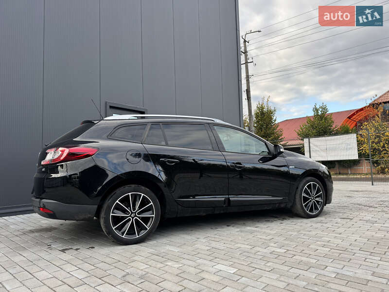 Универсал Renault Megane 2013 в Ровно фото 14 Универсал Renault Megane 2013 в Ровно