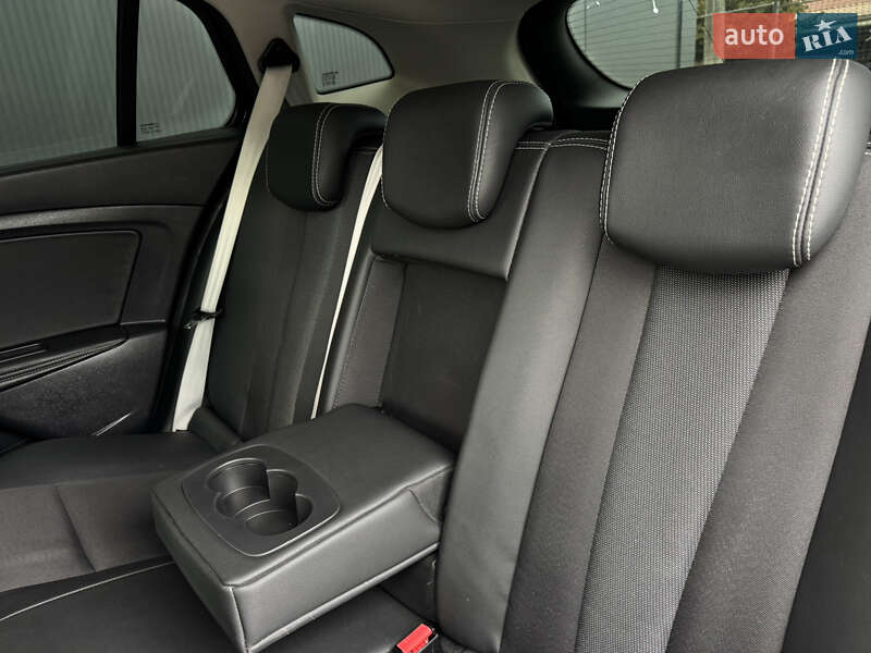 Универсал Renault Megane 2013 в Ровно фото 35 Универсал Renault Megane 2013 в Ровно
