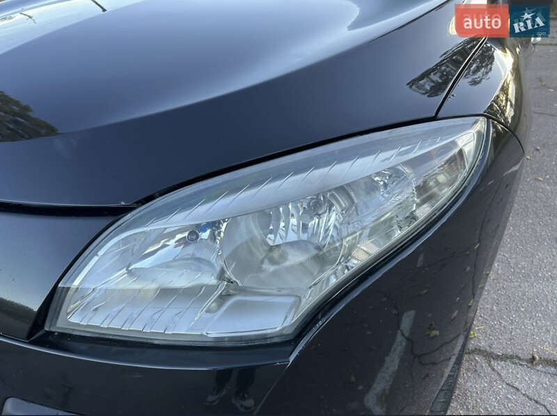 Хетчбек Renault Megane 2009 в Сарнах