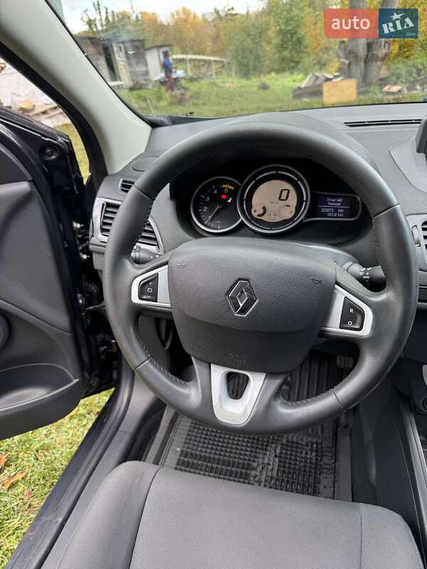 Универсал Renault Megane 2011 в Умани фото 8 Универсал Renault Megane 2011 в Умани