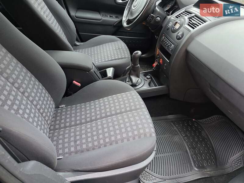 Универсал Renault Megane 2006 в Луцке фото 12 Универсал Renault Megane 2006 в Луцке
