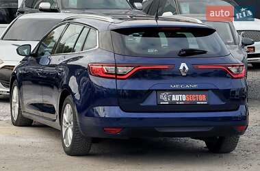 Універсал Renault Megane 2017 в  фото 4 Універсал Renault Megane 2017 в