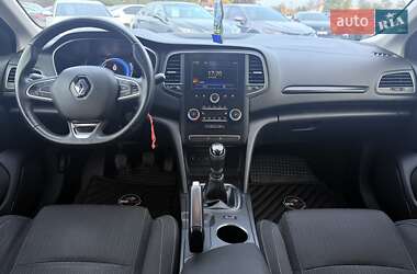 Універсал Renault Megane 2017 в  фото 19 Універсал Renault Megane 2017 в