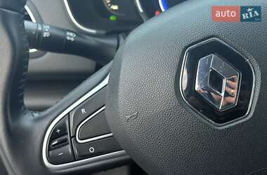 Універсал Renault Megane 2017 в  фото 29 Універсал Renault Megane 2017 в