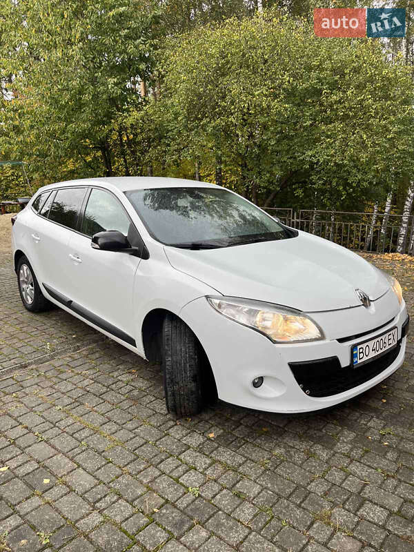 Универсал Renault Megane 2011 в 