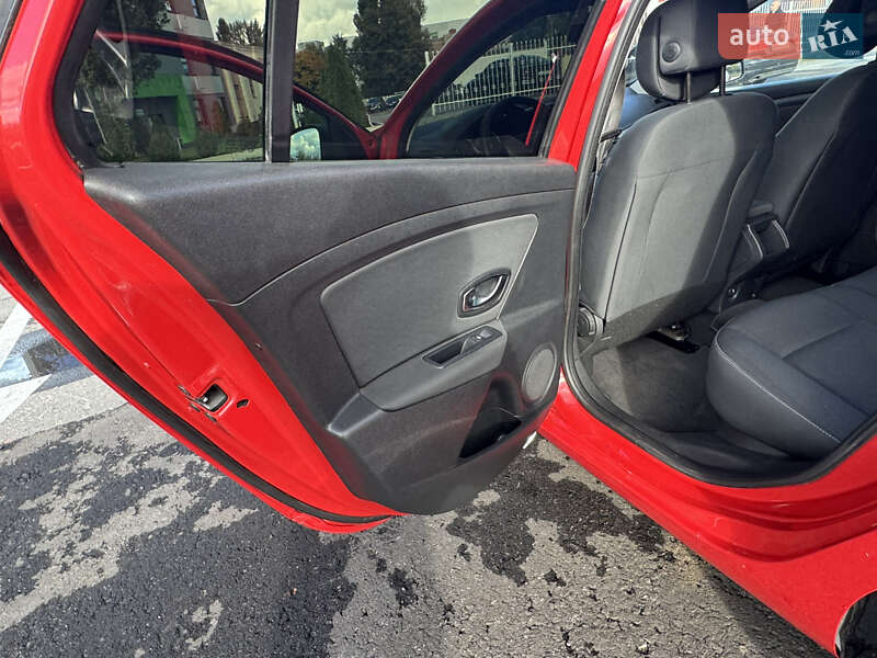 Универсал Renault Megane 2010 в Киеве фото 20 Универсал Renault Megane 2010 в Киеве