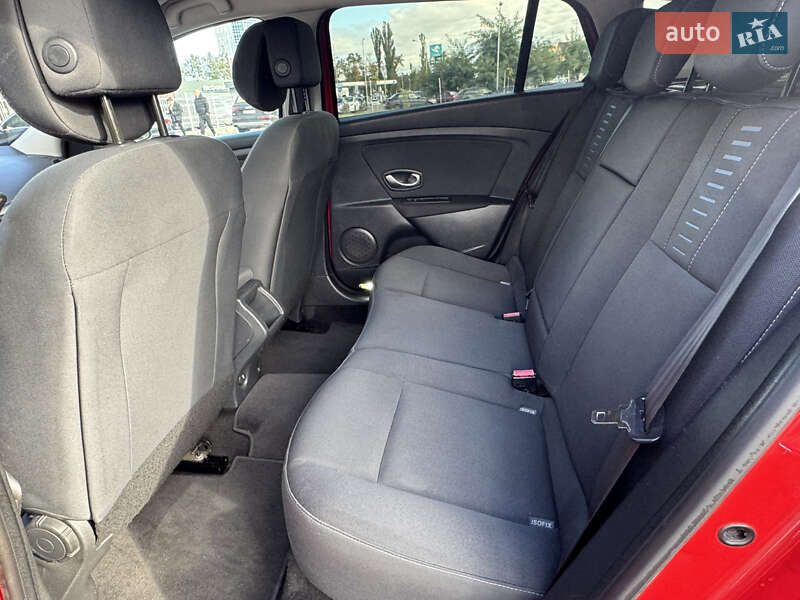 Универсал Renault Megane 2010 в Киеве фото 23 Универсал Renault Megane 2010 в Киеве