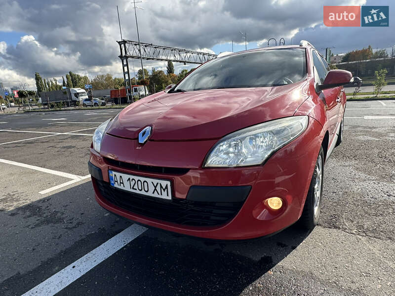 Универсал Renault Megane 2010 в Киеве фото 27 Универсал Renault Megane 2010 в Киеве