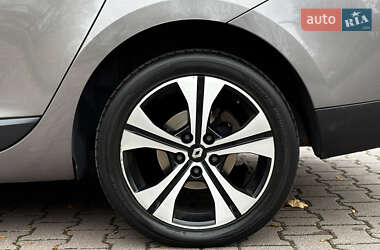 Універсал Renault Megane 2011 в  фото 11 Універсал Renault Megane 2011 в