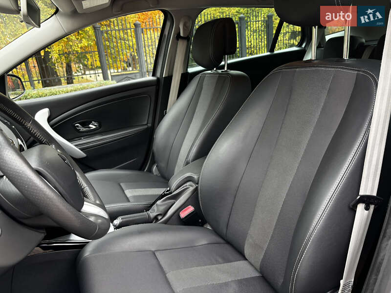 Универсал Renault Megane 2011 в Миргороде