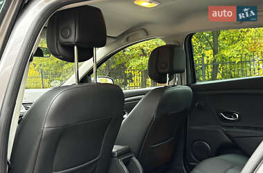 Універсал Renault Megane 2011 в  фото 22 Універсал Renault Megane 2011 в