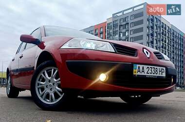 Хэтчбек Renault Megane 2008 в 