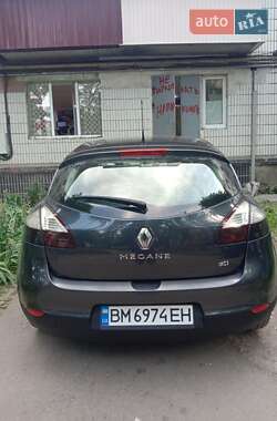 Хетчбек Renault Megane 2014 в  фото 18 Хетчбек Renault Megane 2014 в