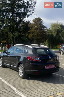 Универсал Renault Megane 2010 в 
