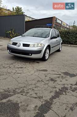 Хетчбек Renault Megane 2004 в 