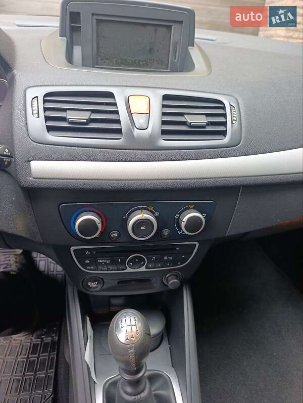 Универсал Renault Megane 2010 в Харькове фото 29 Универсал Renault Megane 2010 в Харькове