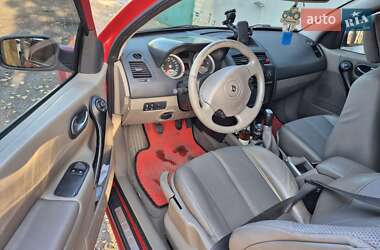 Купе Renault Megane 2004 в 