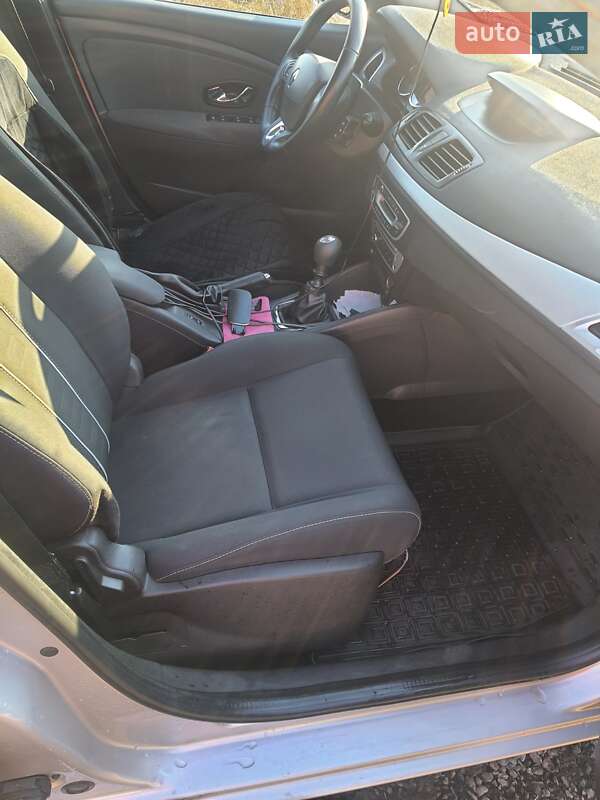 Универсал Renault Megane 2014 в Новомиргороде