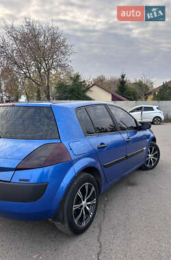 Хетчбек Renault Megane 2003 в 