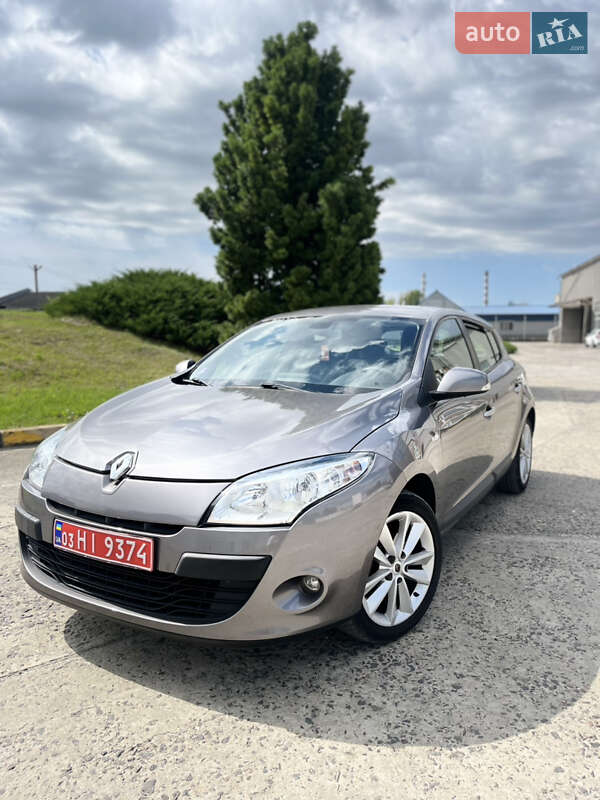 Хетчбек Renault Megane 2010 в Охтирці фото 12 Хетчбек Renault Megane 2010 в Охтирці