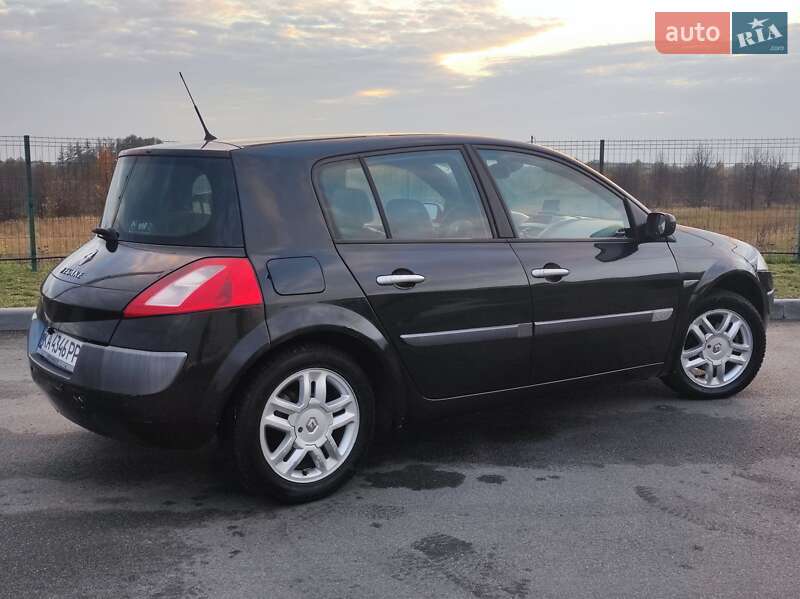 Хэтчбек Renault Megane 2005 в Киеве