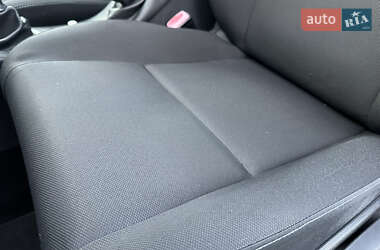 Хэтчбек Renault Megane 2011 в 