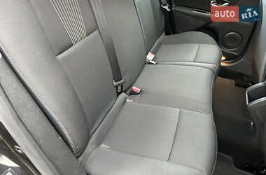 Хэтчбек Renault Megane 2011 в 