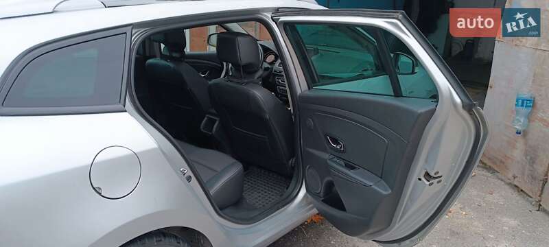 Универсал Renault Megane 2013 в Николаеве фото 2 Универсал Renault Megane 2013 в Николаеве