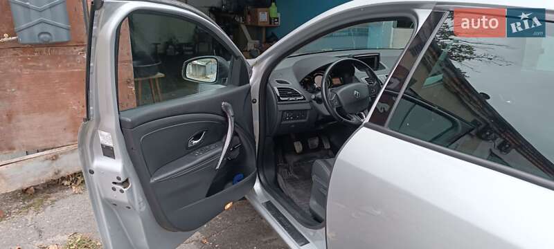 Универсал Renault Megane 2013 в Николаеве фото 5 Универсал Renault Megane 2013 в Николаеве