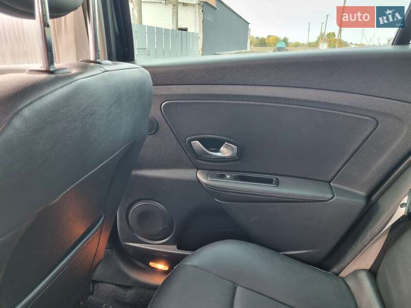 Универсал Renault Megane 2011 в Кременчуге фото 13 Универсал Renault Megane 2011 в Кременчуге