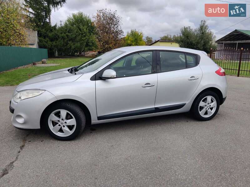 Хэтчбек Renault Megane 2009 в Барышевке фото 12 Хэтчбек Renault Megane 2009 в Барышевке
