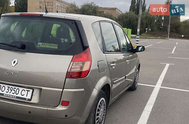 Хэтчбек Renault Megane 2009 в 