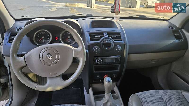 Седан Renault Megane 2003 в Бучаче фото 14 Седан Renault Megane 2003 в Бучаче