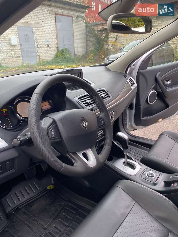 Универсал Renault Megane 2011 в Чернигове фото 16 Универсал Renault Megane 2011 в Чернигове